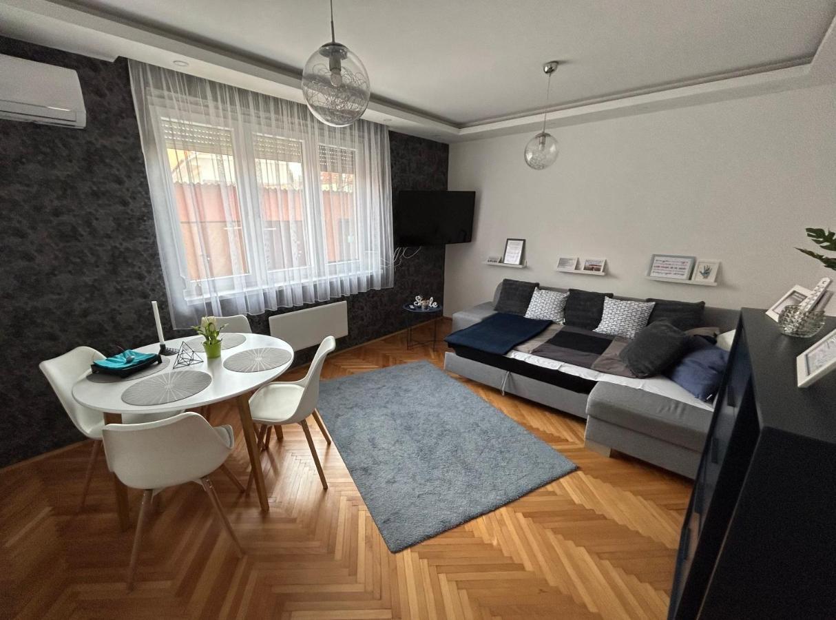 Gabend'I Apartman エゲル エクステリア 写真